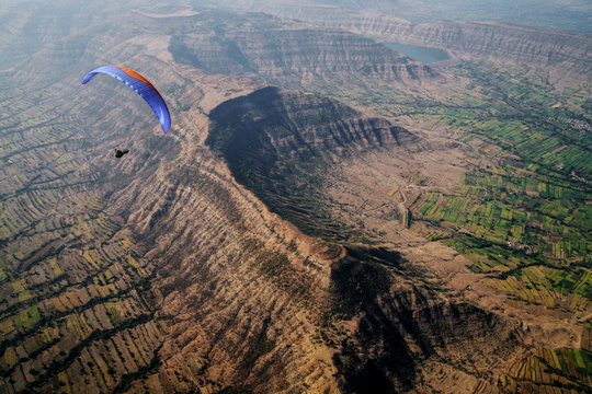 Paragliding